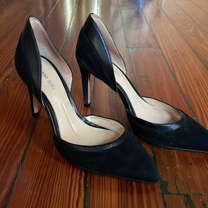 Black Point Toe Gianni Bini Heel